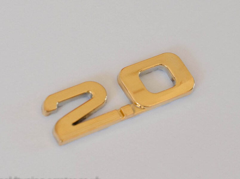 LUXURY 24K Gold Plated 2.0 Car Badge / Emblem